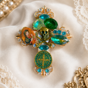 Croix collection La Protectrice Emeraude